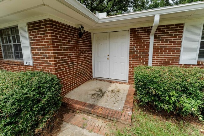 Building Photo - 410 Gaither Dr Rental