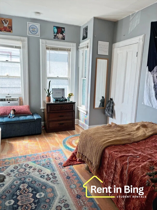 Photo - 25 Walnut St