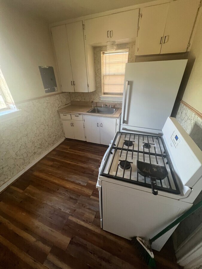 Large 2 bed home! - Large 2 bed home!