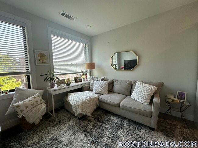 Photo - 152 Liverpool St Unidad 404