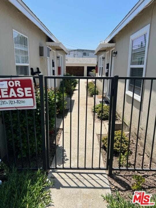 Photo - 12022 Washington Blvd Unidad 1 Rental