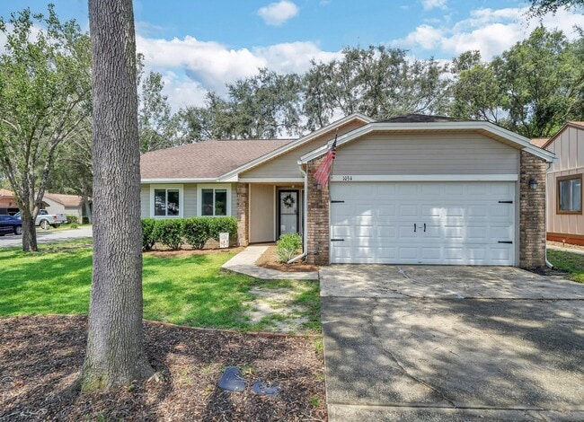 Building Photo - Home in Cedar Ridge