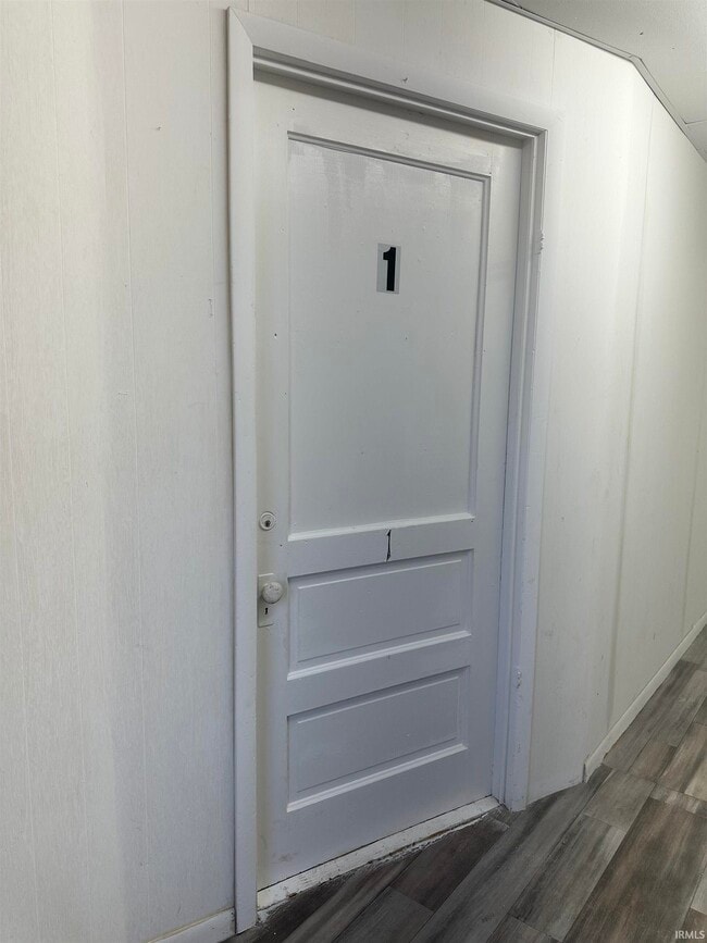 Photo - 104 W Michigan St Unidad 1