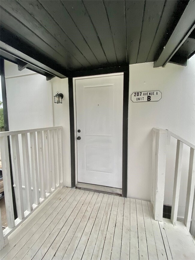 Photo - 207 Avenue A