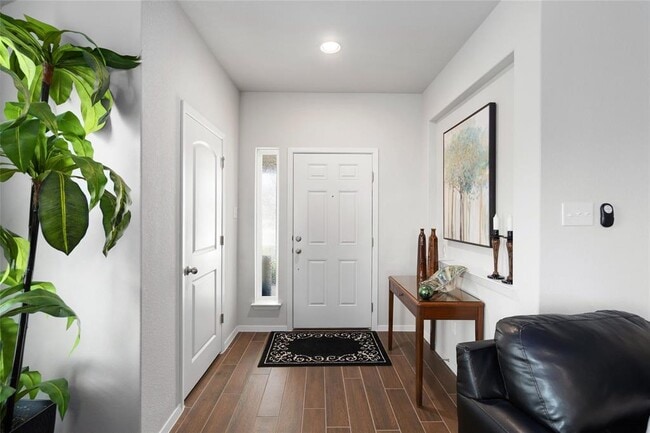 Photo - 208 Blue Agate Ct