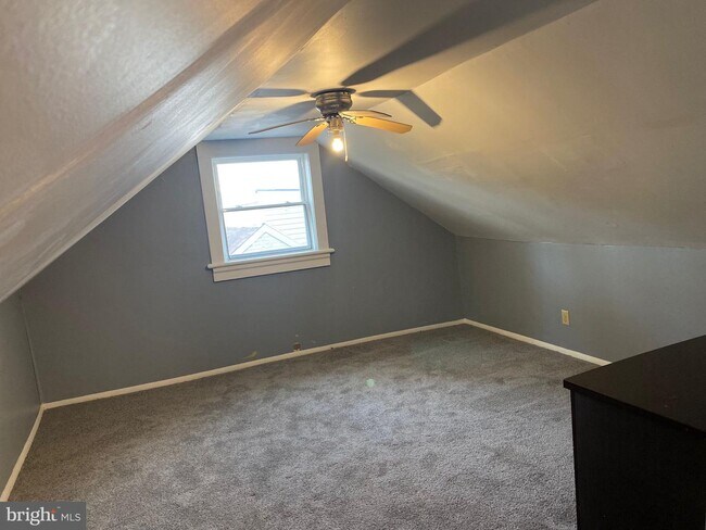 Photo - 6411 Kilmer St