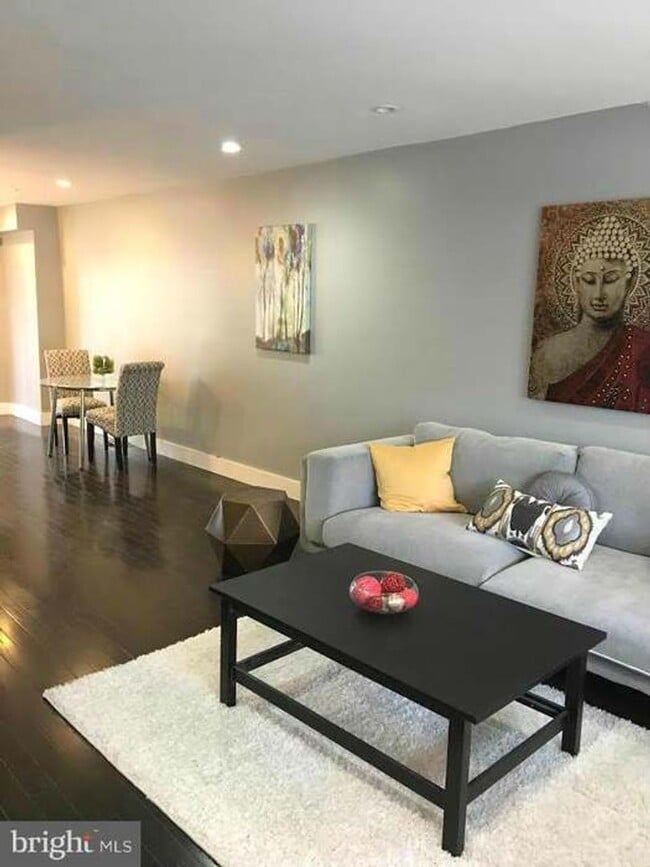 Photo - Spacious Townhome with Off Street Parking