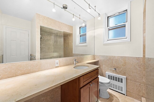 Photo - 59 E 73rd St