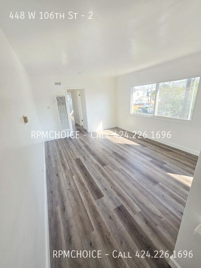 Building Photo - 448 W 106th St Unit 2