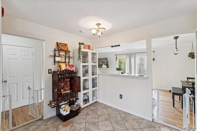 Photo - 44563 Savery Dr