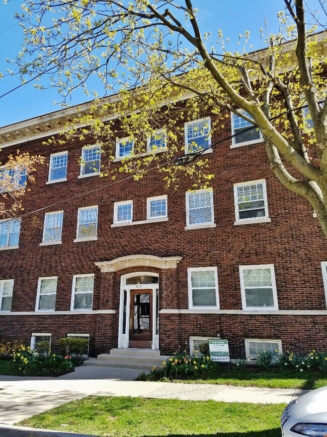 Photo - 2312 E Wyoming Pl Unidad G