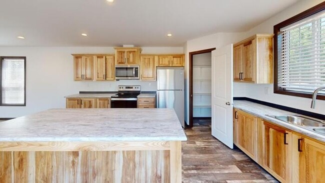 Photo - 133 Northwest Dr