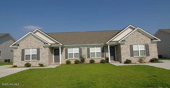 Photo - 2541 Saddleback Dr