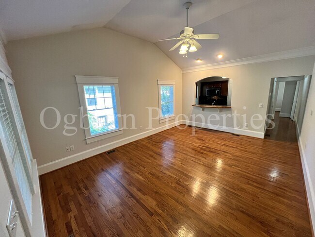 Photo - 1105-1107 WEST END BLVD Unidad 1107