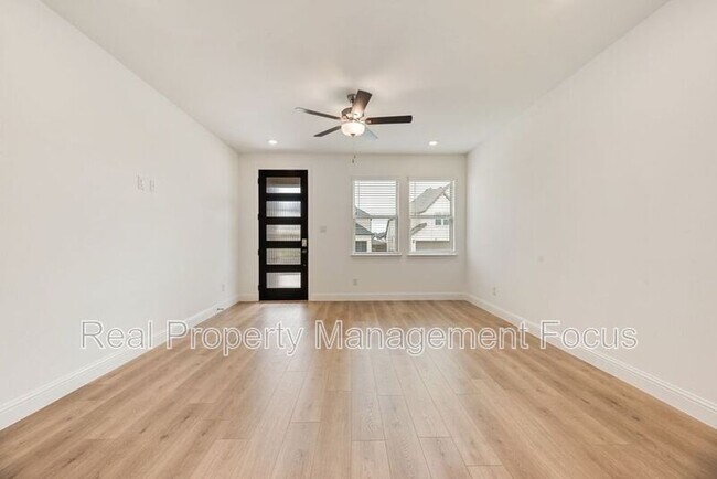 Photo - 1149 Beautyberry Ln