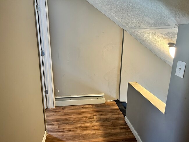 Photo - 173 Slater St Unidad 2nd  3rd fl duplex apt