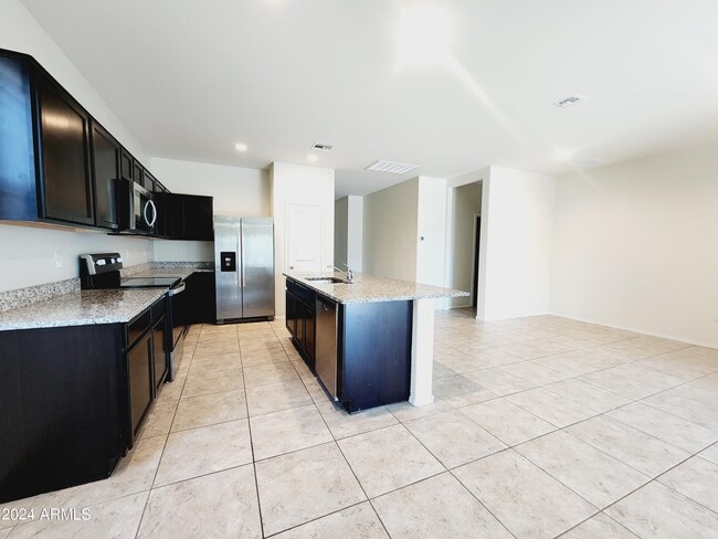 Photo - 1753 W Cameron Blvd