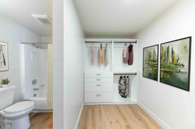 Photo - 1617 N Virginia St Unit 37