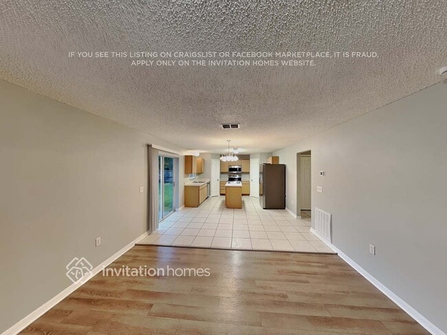 Photo - 2073 Hillview Cir