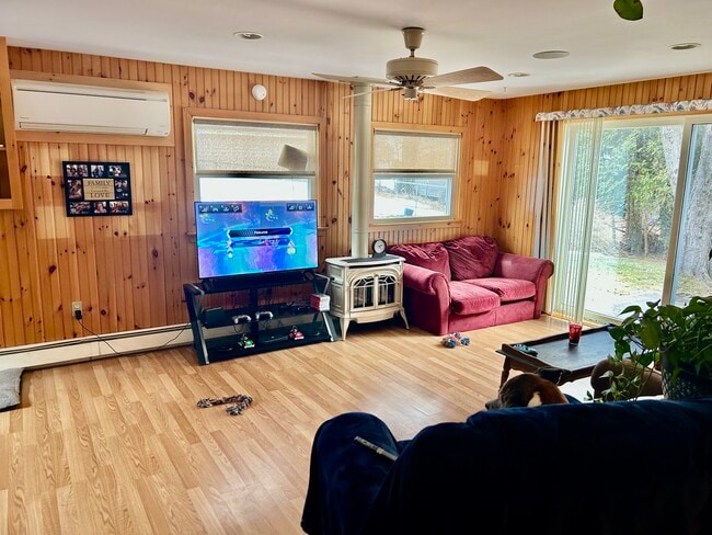 Sala de estar - 5 Lynn St