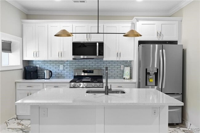 Photo - 238 Oriskany Blvd