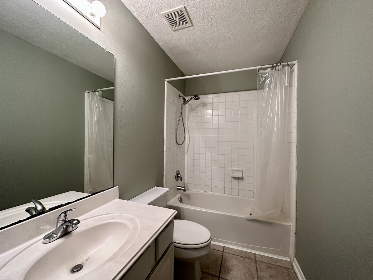 Photo - 9222 Memorial Grove Dr