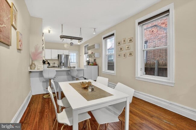 Photo - 2322 Poplar St