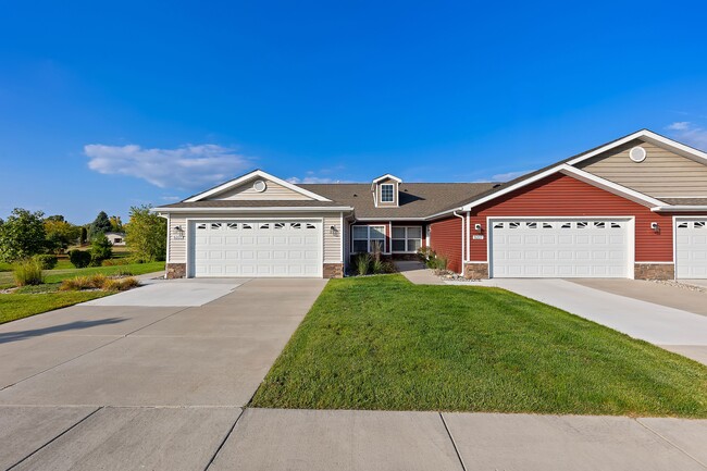 Building Photo - Redwood Ypsilanti