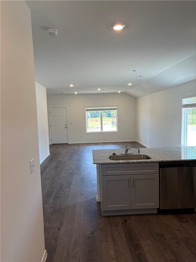 2813 S Ouachita Dr
