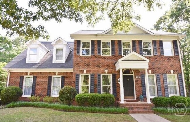 Building Photo - 1150 Lavista Rd