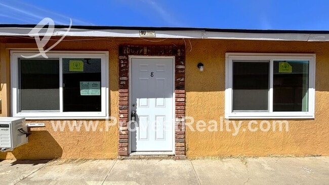 Building Photo - 11800 White Ave