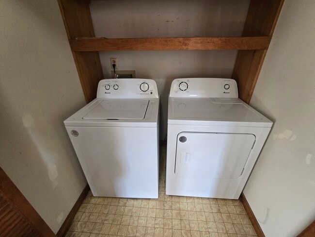 Photo - 8300 Banshire Ct