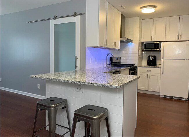 Photo - 25735 Lorain Rd Unidad 506