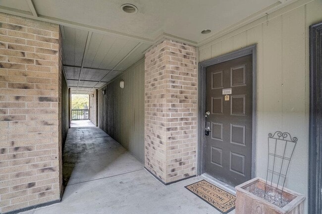 Photo - 8888 Tallwood Dr Unit 2206