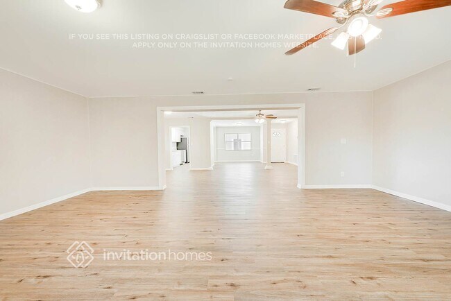 Photo - 1720 Newton St