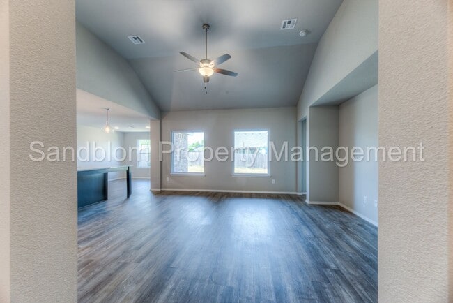 Photo - FOR LEASE | Bixby West | Available Now!