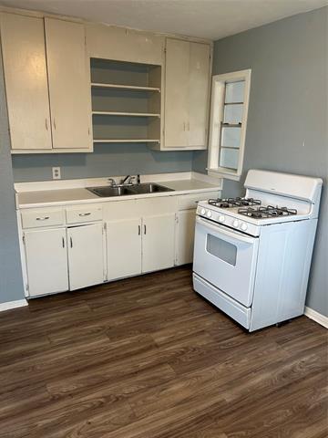 Photo - 409 Wildwood Dr