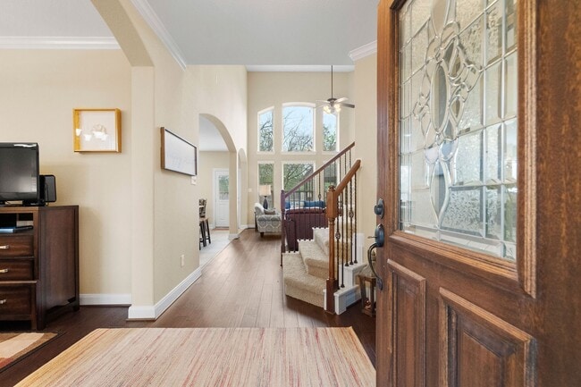 Photo - 10 Pintuck Pl