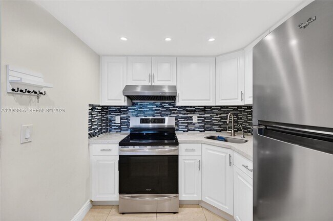 Photo - 5203 NE 24th Terrace Unit B211