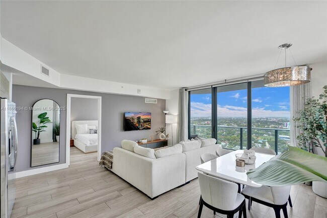 Photo - 121 NE 34th St Unit 2809