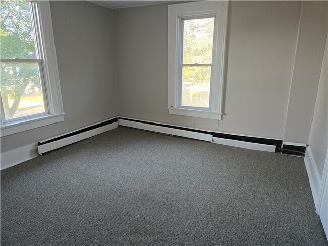 Photo - 301 Church St