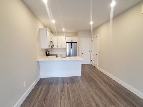 Photo - 64 Tolman St Unidad 8