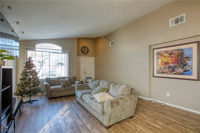 Photo - 7973 W Rainshower Dr