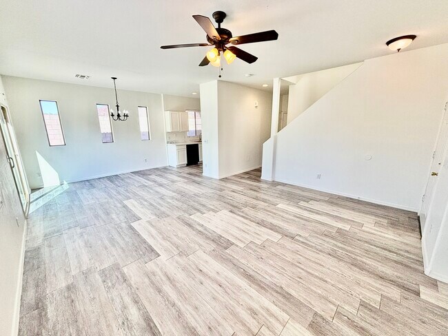 Photo - 3018 W Sands Dr