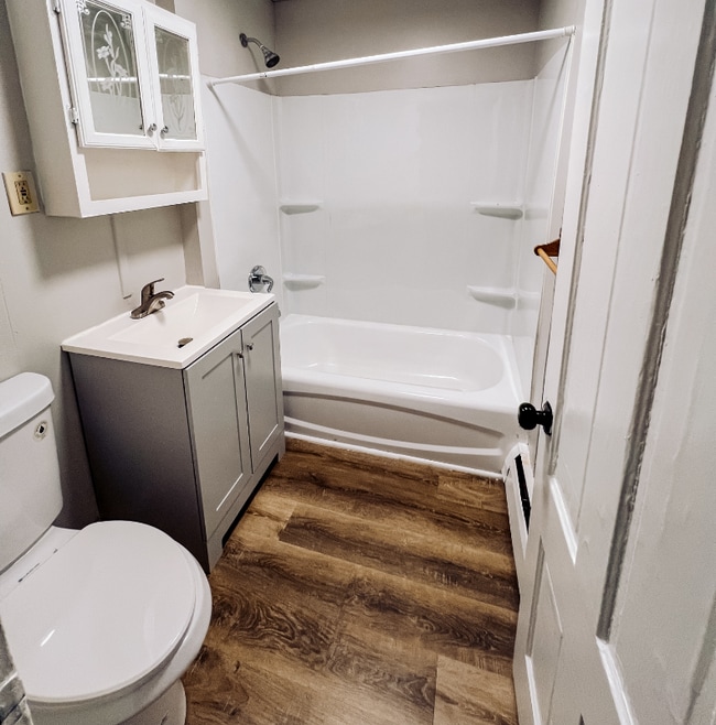 Photo - 38-40 Converse St Unidad B