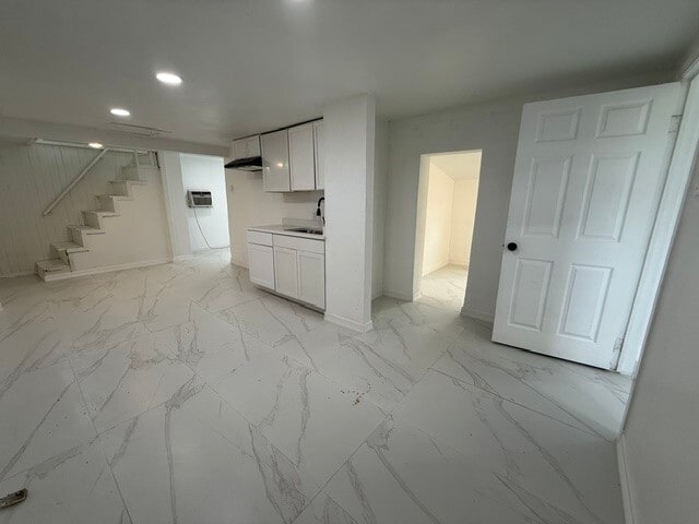 Building Photo - 2210 Clementine Rental