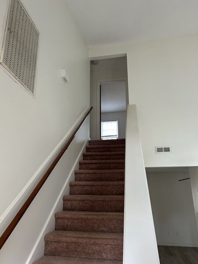 Photo - 2 bedroom 2 1/2 bathroom