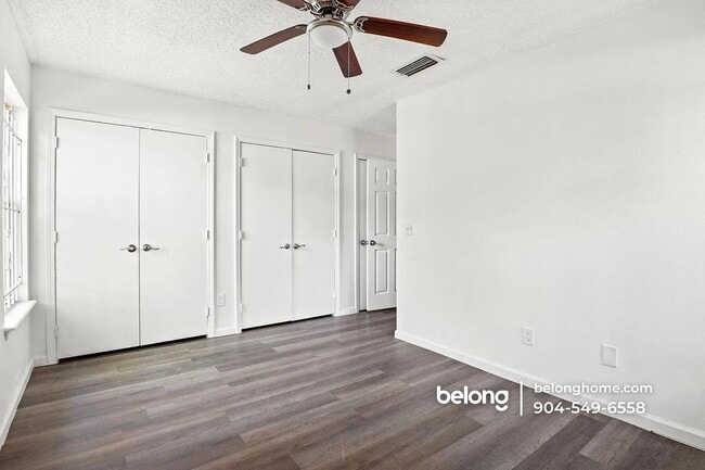 Photo - 1995 W 4th St