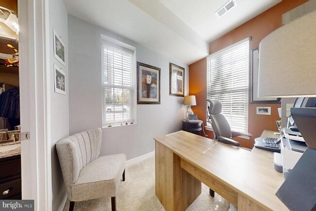 Photo - 950 Mississippi Ave SE