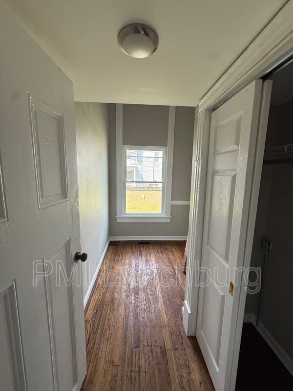 Photo - 922 Floyd St Unit 1